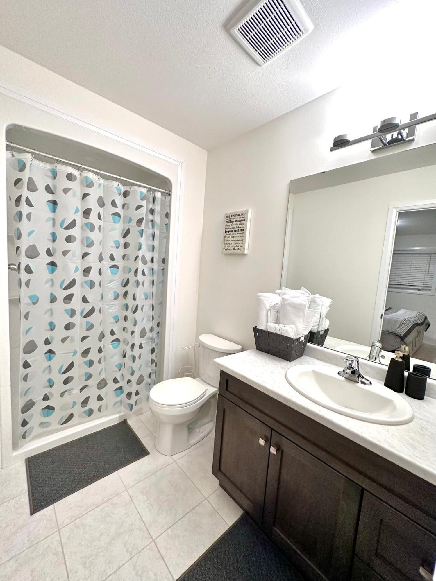 Entire In Falls, Canada Holiday home Niagara Falls